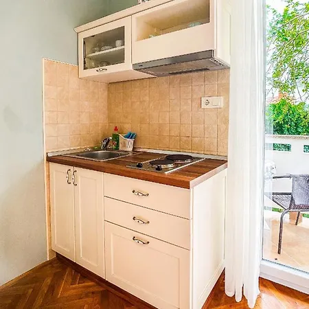 And With Parking Space Palit, Rab - 21755 Guest house