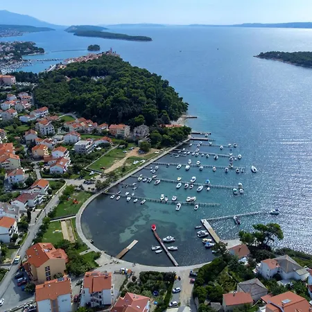 Maison d'hôtes And With Parking Space Palit, Rab - 21755 Rab Town