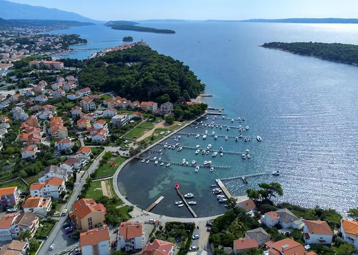 Gostinjska kuća And With Parking Space Palit, Rab - 21755 Rab Town